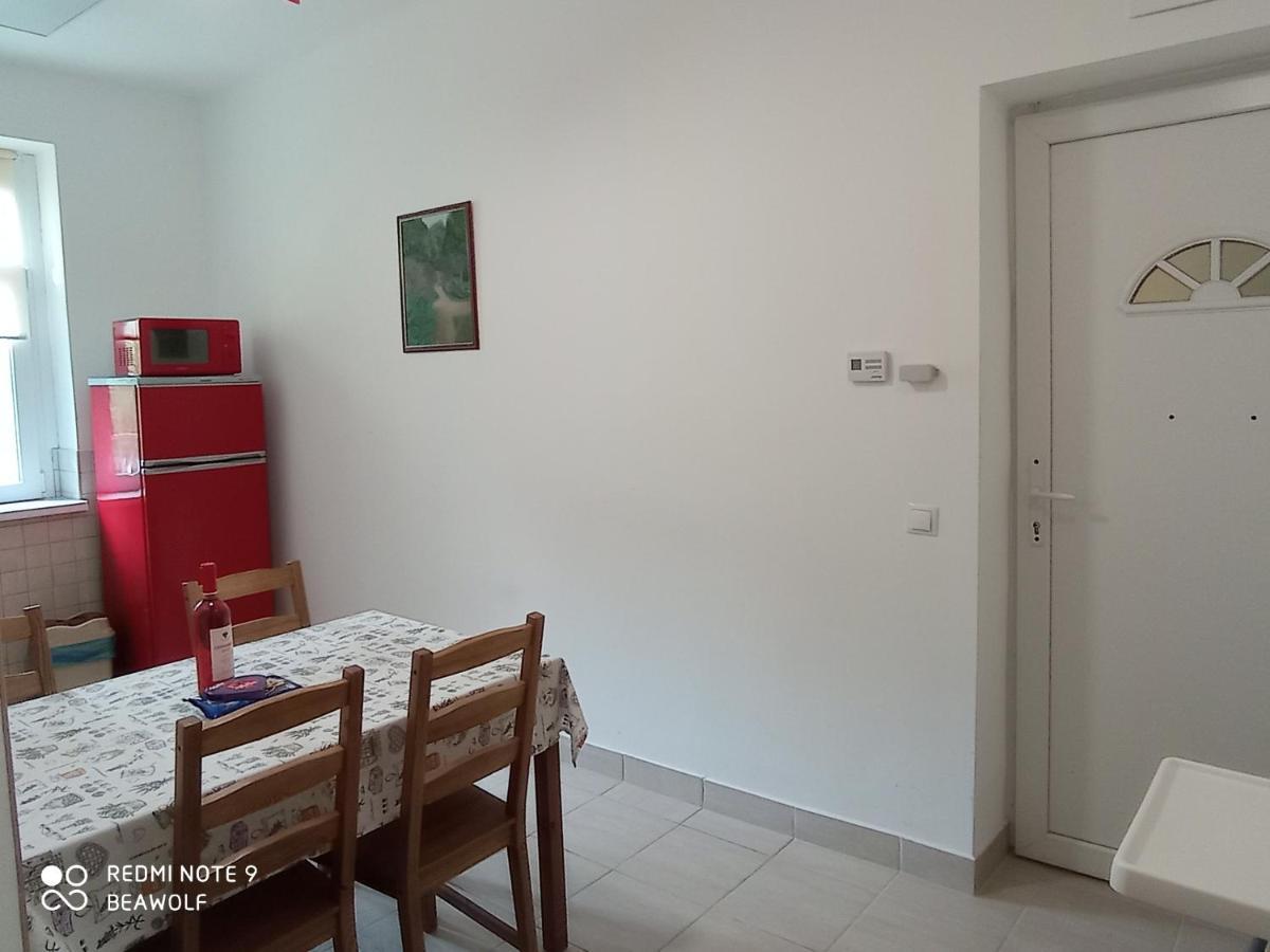 Gizella Apartman Erlau Exterior foto