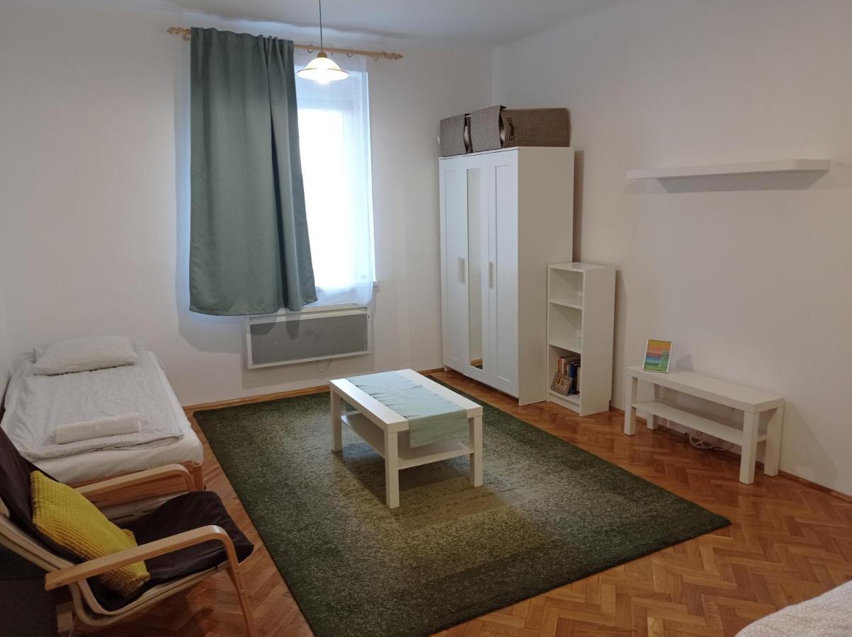 Gizella Apartman Erlau Exterior foto